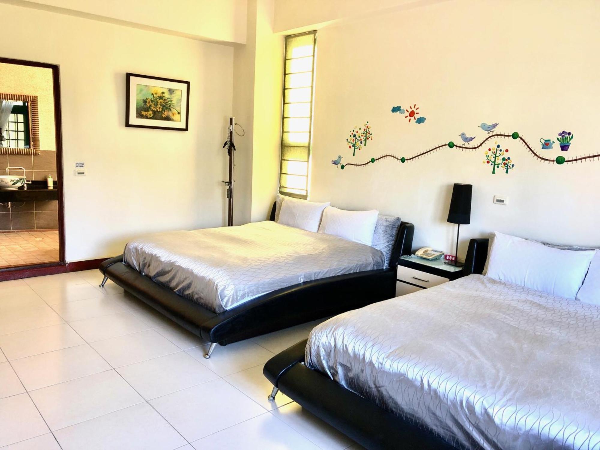 Green Window Homestay綠窗小築天安居民宿 Hualien City Exterior photo